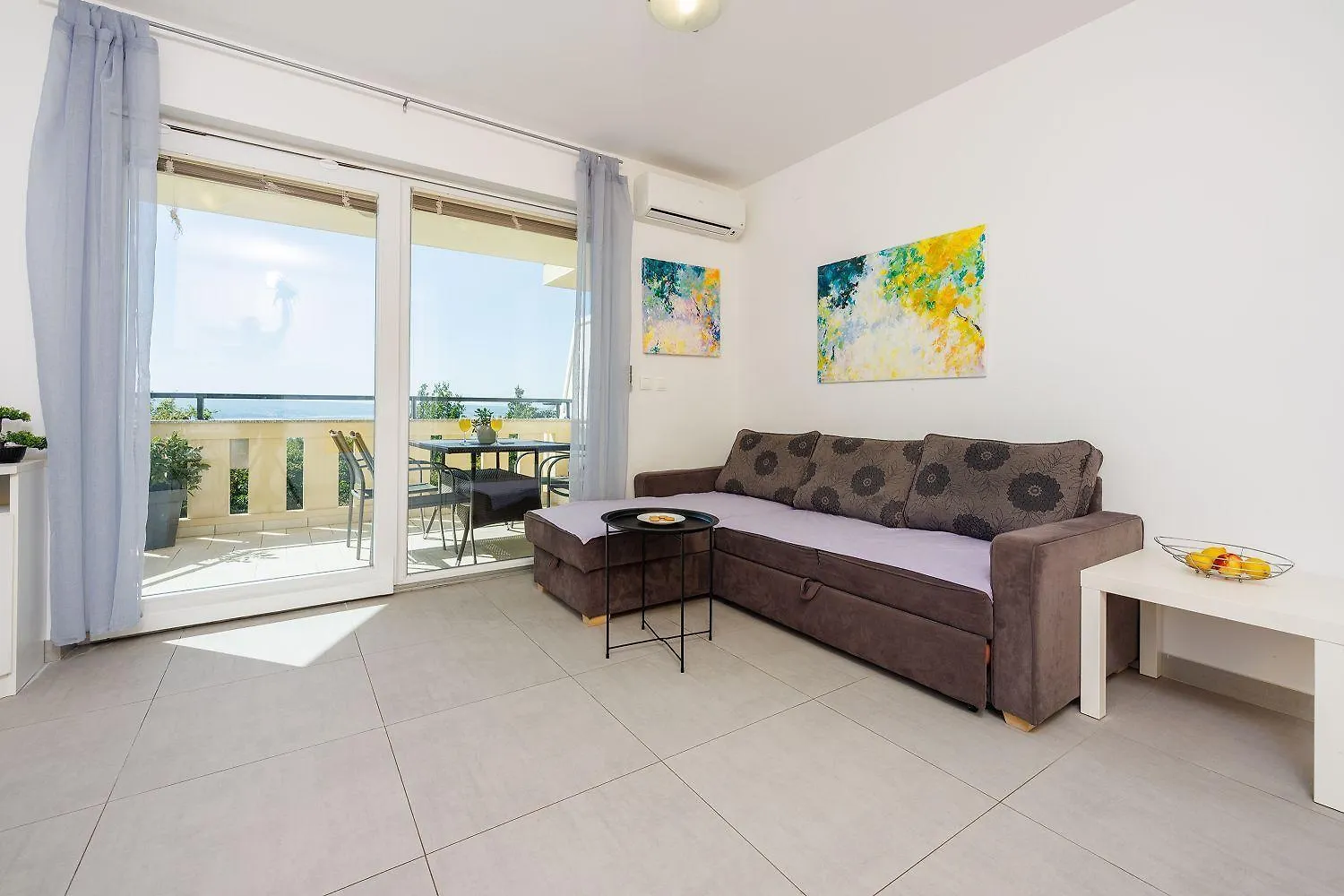 Lichtdurchflutetes Apartment Nur 400 Meter Zum Strand Mit Herrlichem Meerblick Dramalj